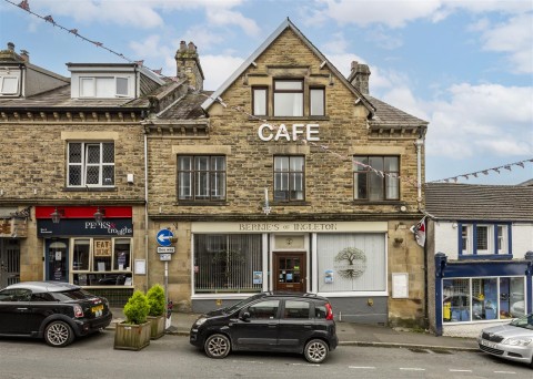 View Full Details for 4 Main Street, Ingleton