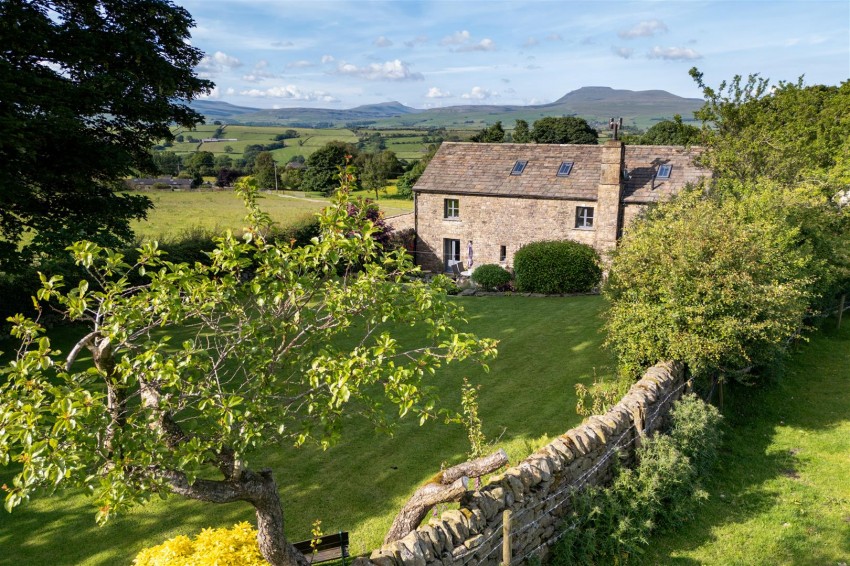 Images for Crow Trees Barn, Mewith, Bentham