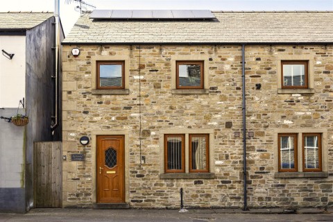 View Full Details for 26 New Road, Ingleton, Carnforth