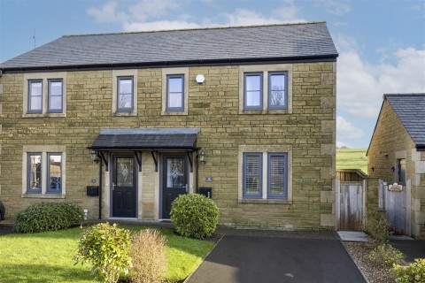 View Full Details for 6 Dalesview Close, Clapham.