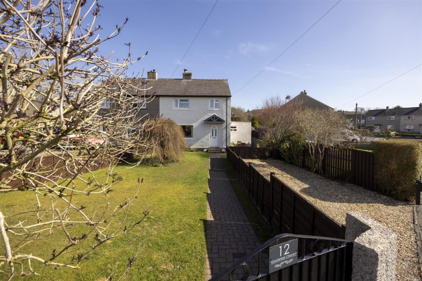 Images for 12 Goodenber Crescent, Bentham