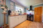 Images for 12 Goodenber Crescent, Bentham