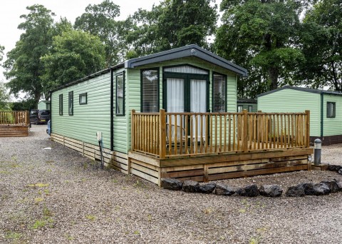View Full Details for 18 Flying Horseshoe Caravan Park, Clapham Station