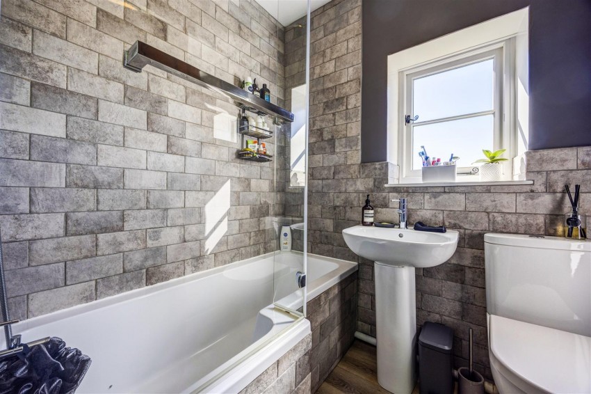 Images for 20 Mount Pleasant Terrace, Bentham