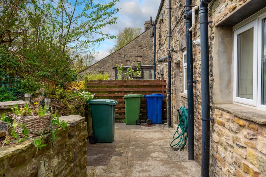 Images for 3 Baynes Cottages, Low Bentham