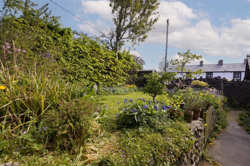 Images for 3 Ivy Mount, Ingleton