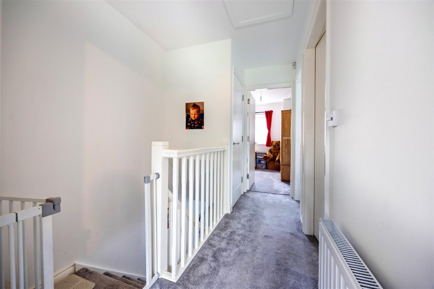 Images for 13 Craggs View, Over Kellet