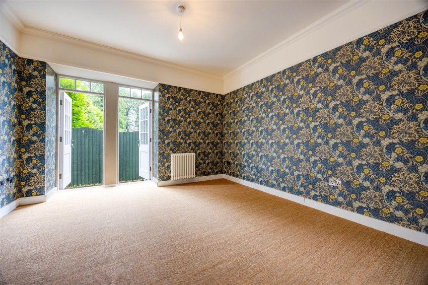 Images for Farrer Lodge, Clapham Station