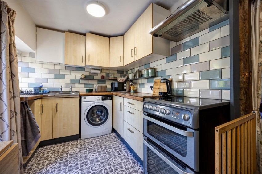 Images for 2 Baynes Cottages, Low Bentham