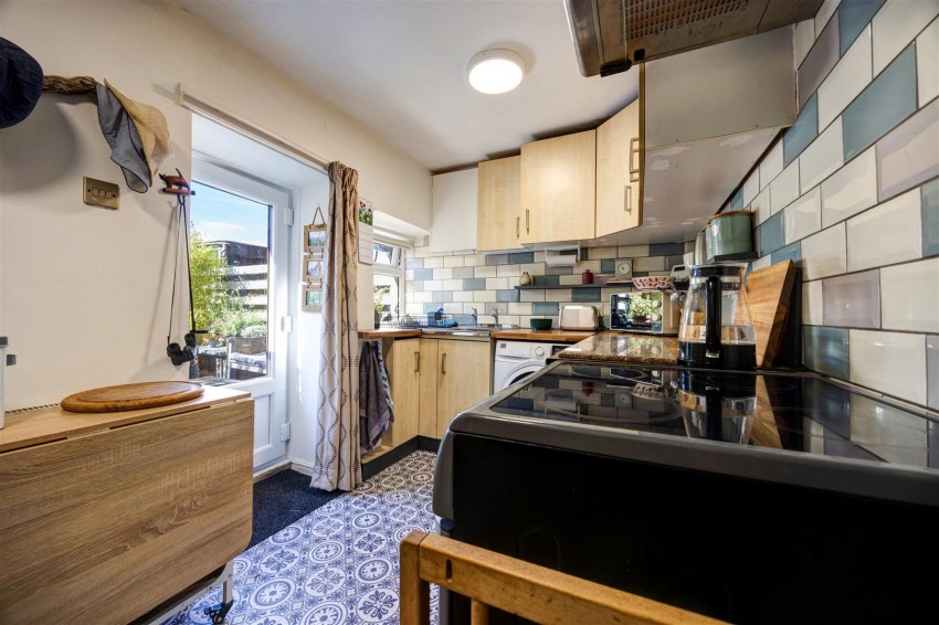 Images for 2 Baynes Cottages, Low Bentham