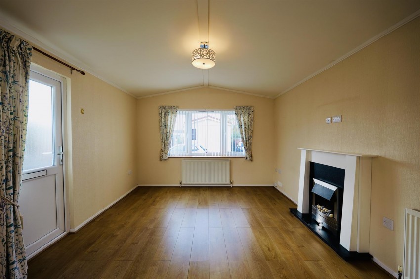 Images for 11 Three Peaks Park, Ingleton