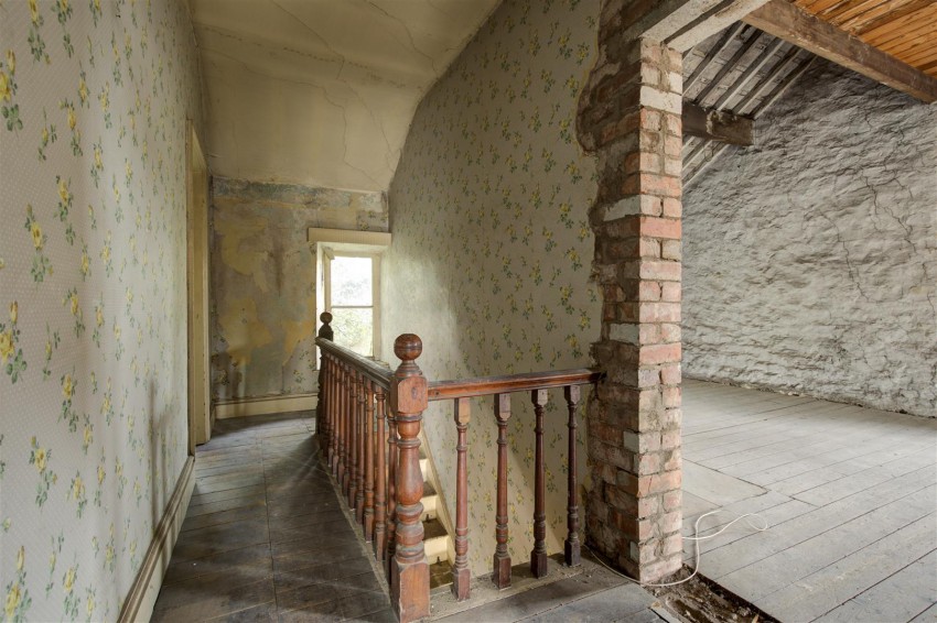 Images for 42 Main Street, Bentham