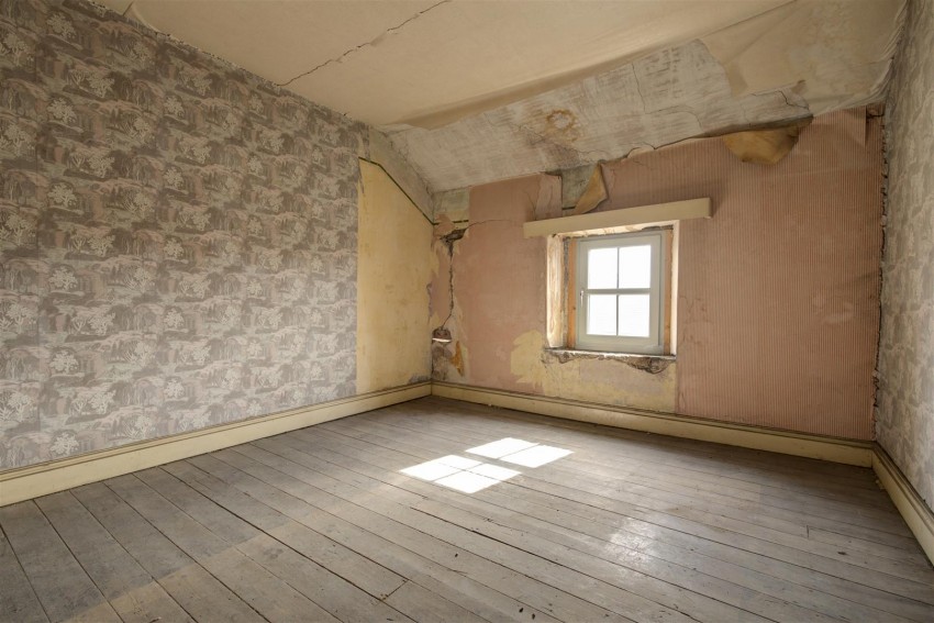 Images for 42 Main Street, Bentham