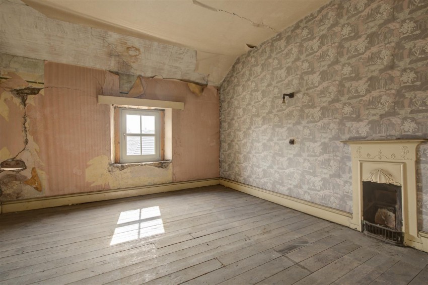 Images for 42 Main Street, Bentham