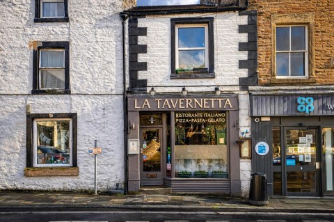 View Full Details for 23 Main Street, Ingleton