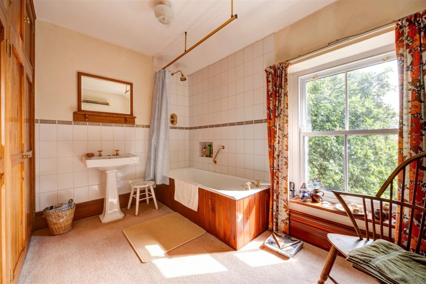 Images for Chesham, High Bentham