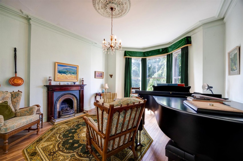 Images for Chesham, High Bentham