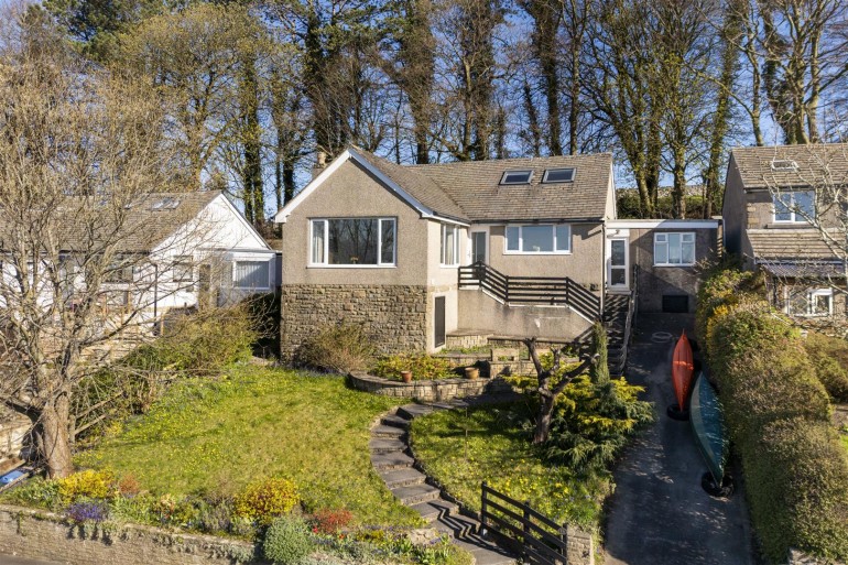 14 Ingleborough Park Drive, Ingleton