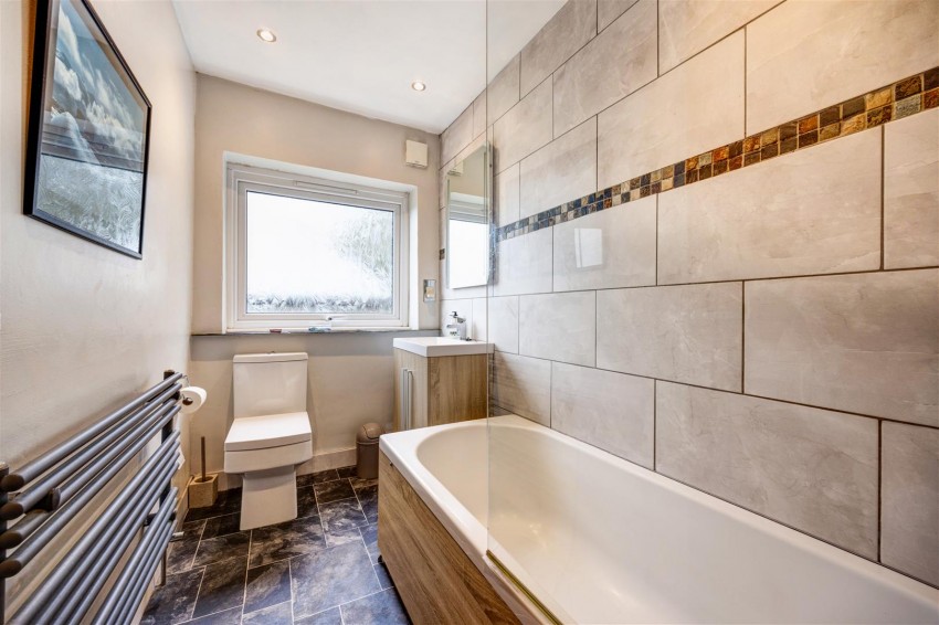 Images for 14 Ingleborough Park Drive, Ingleton