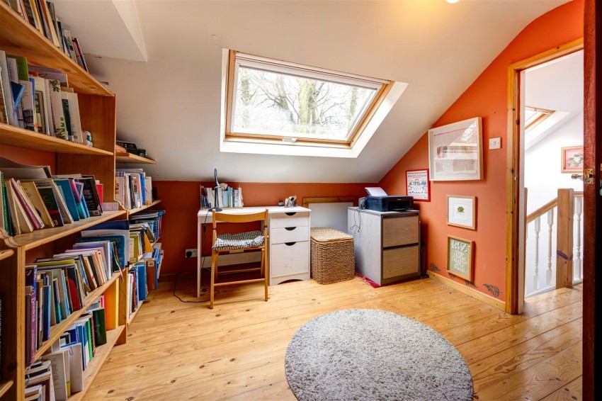 Images for 14 Ingleborough Park Drive, Ingleton