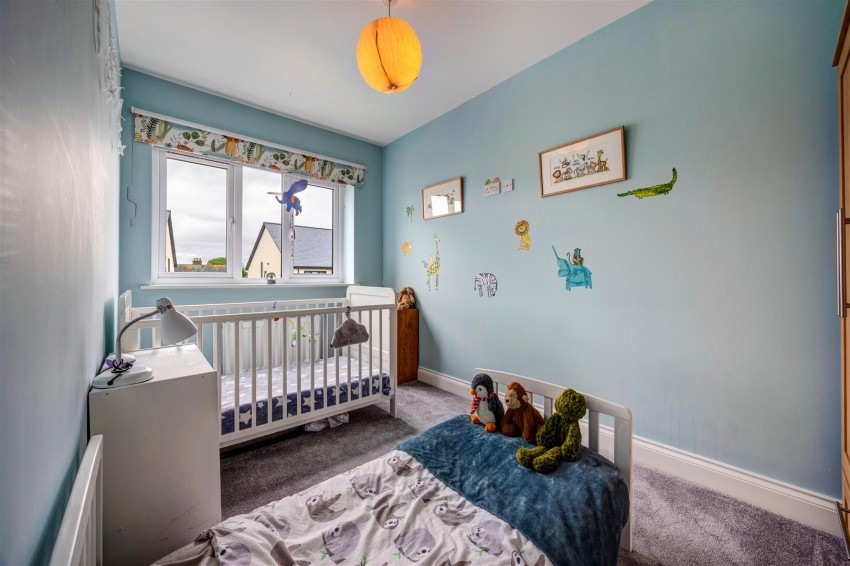 Images for 13 Craggs View, Over Kellet