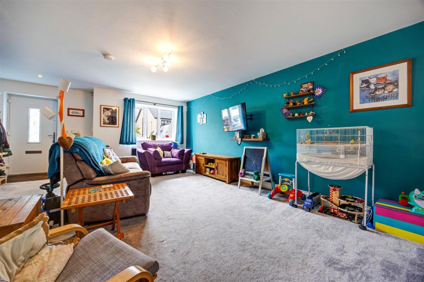 Images for 13 Craggs View, Over Kellet