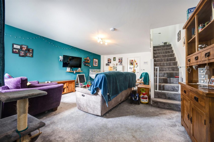 Images for 13 Craggs View, Over Kellet