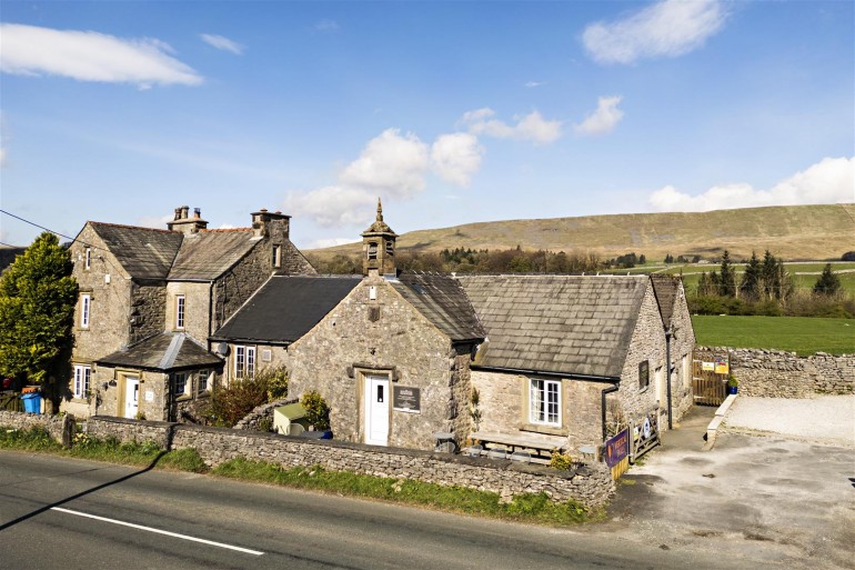 The Old School Bunkhouse, Chapel-le-Dale