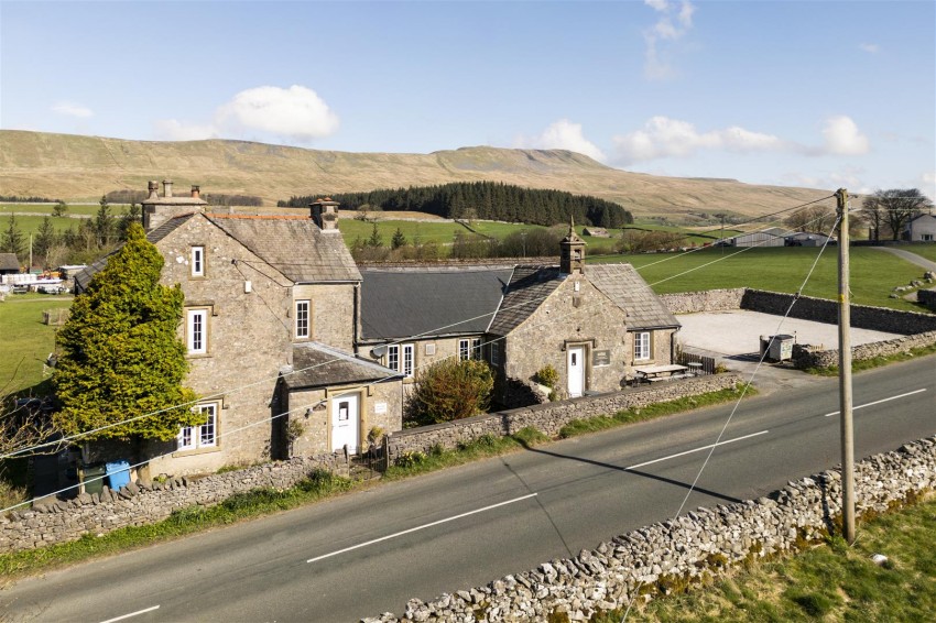 Images for The Old School Bunkhouse, Chapel-le-Dale