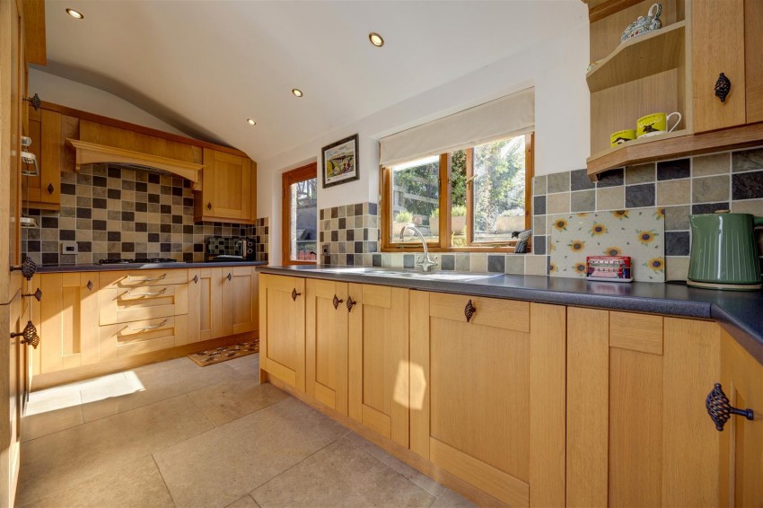 Images for Appletree Cottage, Low Bentham