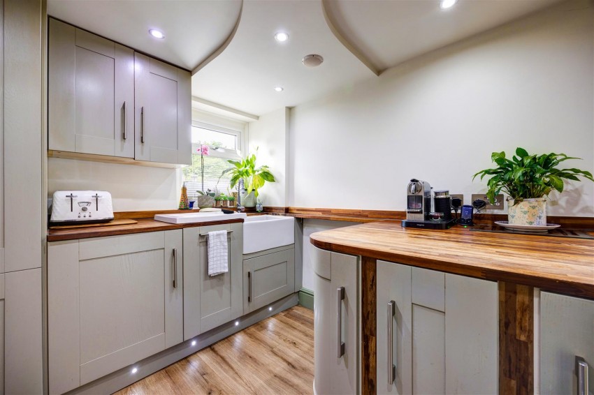 Images for 17 Goodenber Road, Bentham