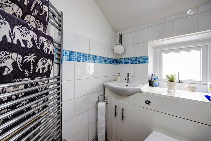 Images for 17 Goodenber Road, Bentham