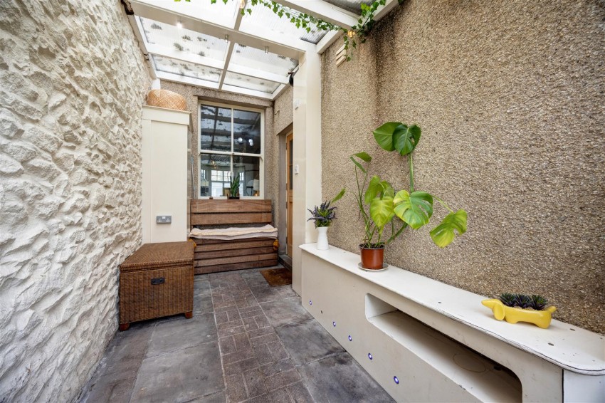 Images for 17 Goodenber Road, Bentham
