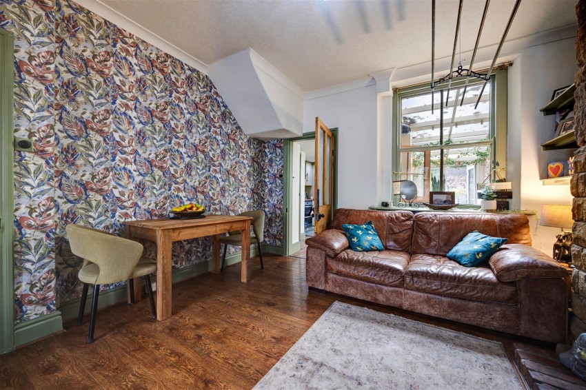 Images for 17 Goodenber Road, Bentham