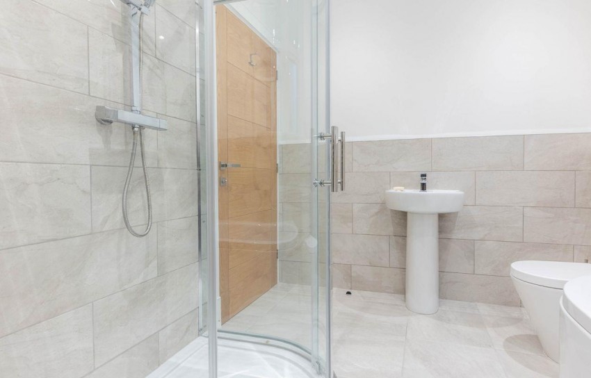 Images for 12b Station Road, Bentham