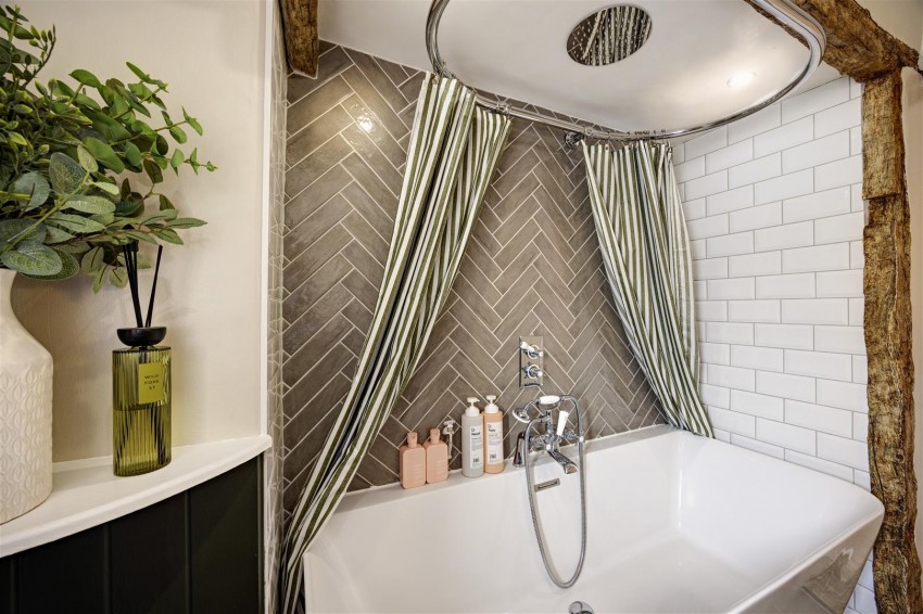 Images for Ingle Byre Cottage, Stainforth