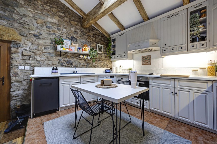 Images for Ingle Byre Cottage, Stainforth