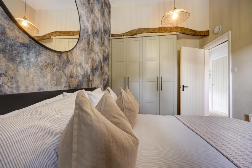 Images for Ingle Byre Cottage, Stainforth