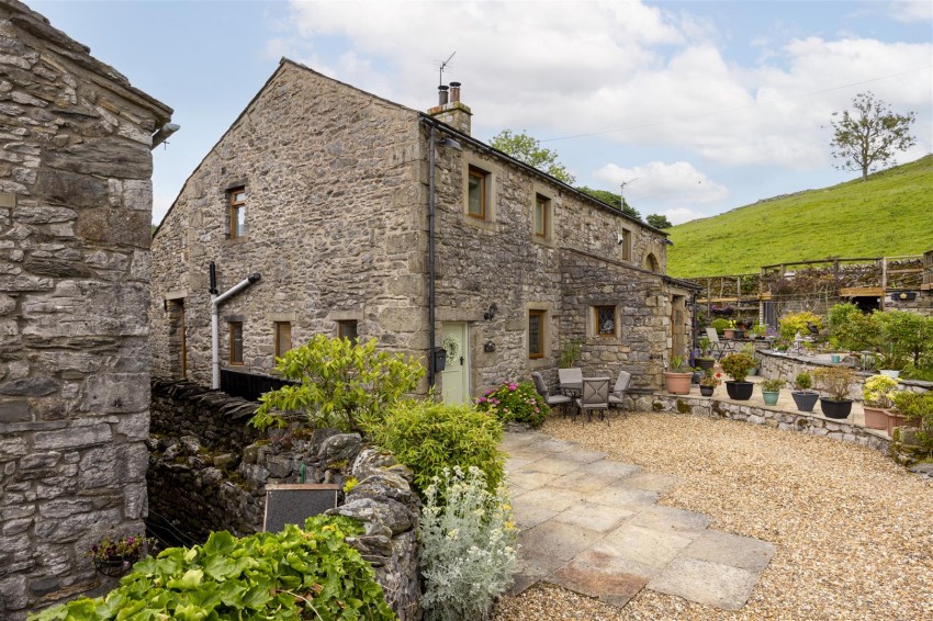 Images for Ingle Byre Cottage, Stainforth