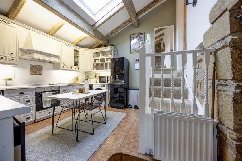 Images for Ingle Byre Cottage, Stainforth